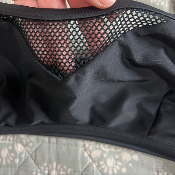 Black Mesh Detail Swim Top - Picture 2 of 4